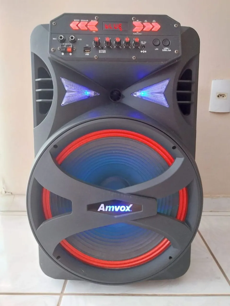 Caixa de Som Amvox com Bluetooth e USB