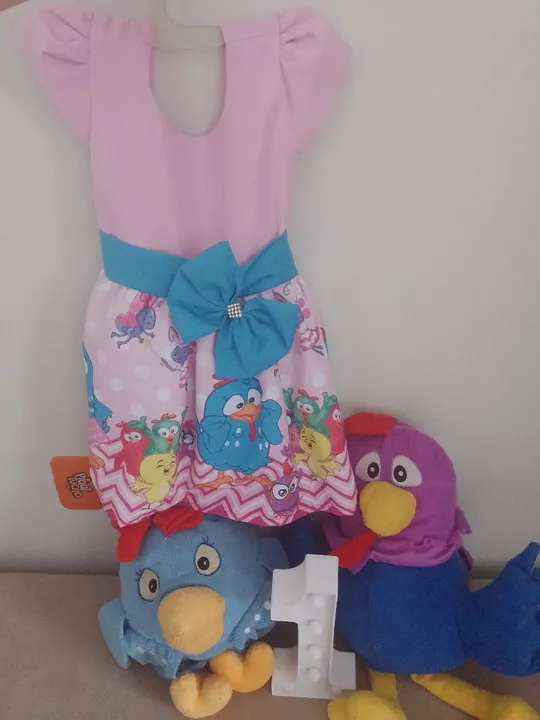 Vestido Galinha Pintadinha e kit festa - Tamanho 1 até 2 anos