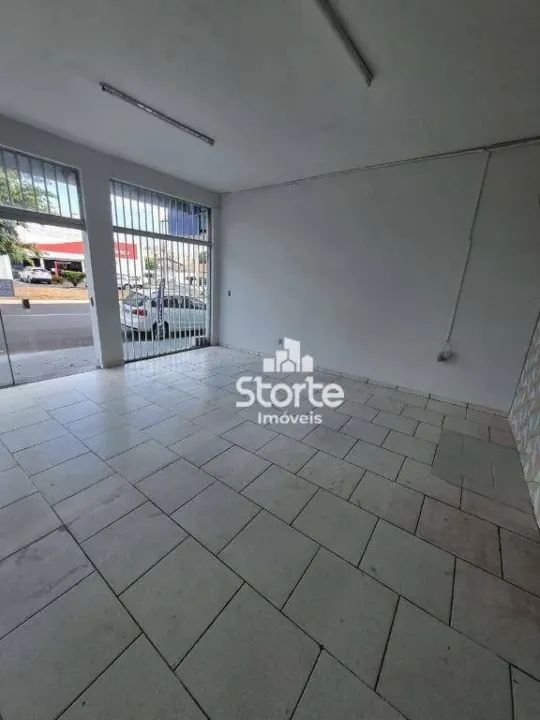 Ponto para alugar, 40 m² por R$ 2.000,00/mês - Santa Mônica - Uberlândia/MG