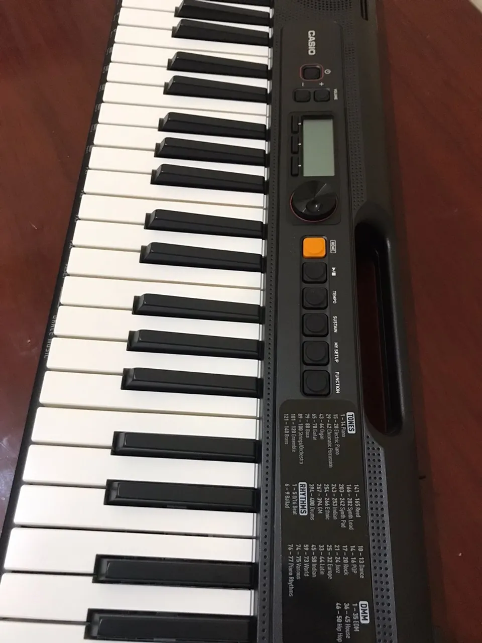 Teclado Casio CT-s200