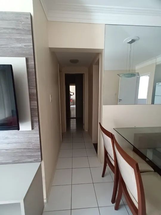 Apartamento 2/4 sendo um suíte com varanda Mobiliado em Cond. Clube  - Foto 7