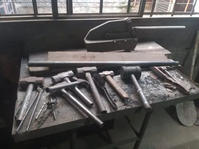 Maquinas de Serralheiro - Foto 3