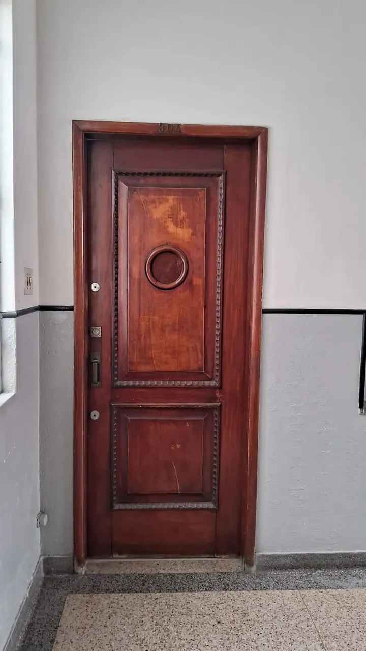 Alugo Apro no Centro de Juiz de Fora com 2 quartos