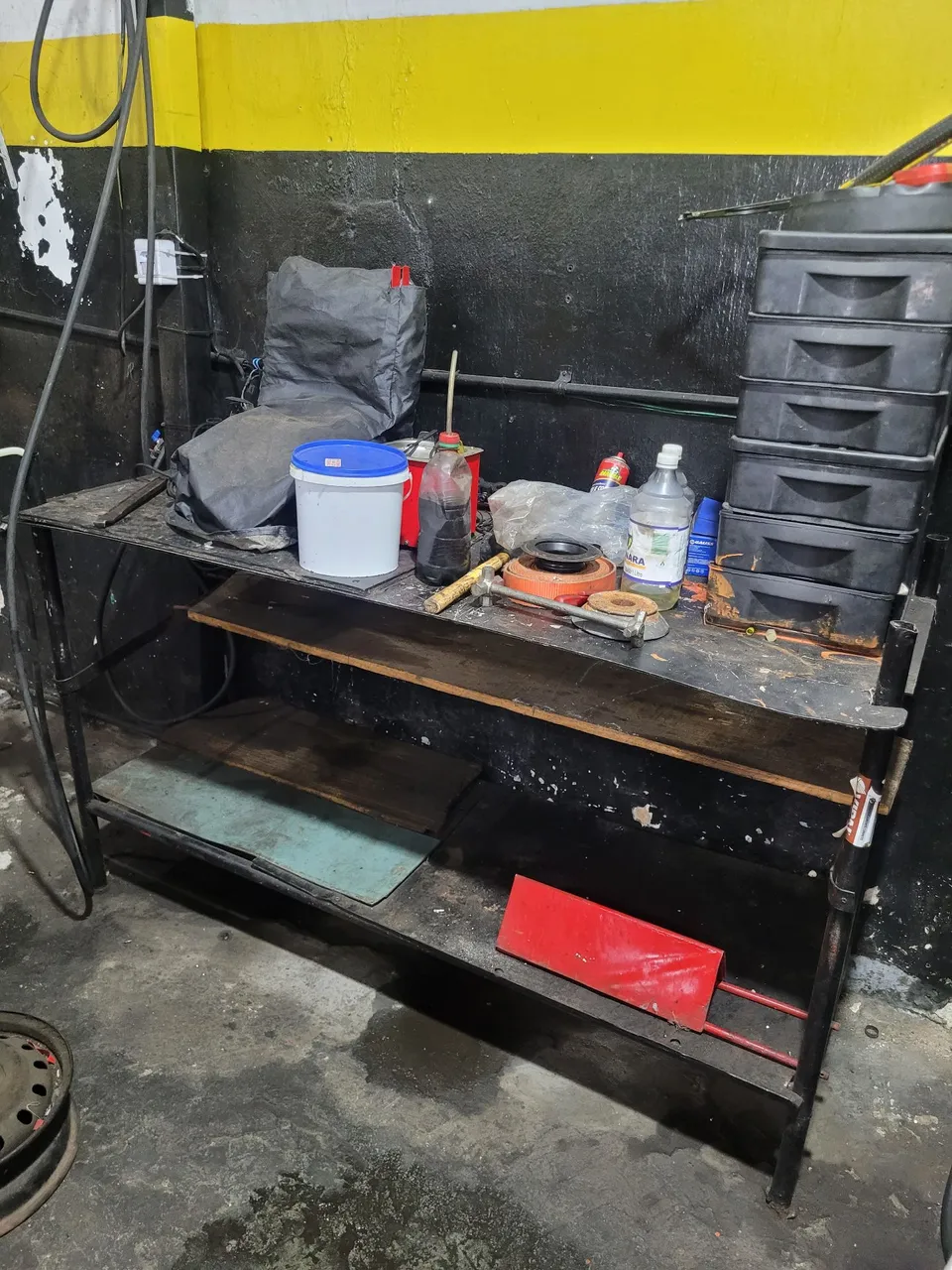 Bancada/mesa R$350 cada