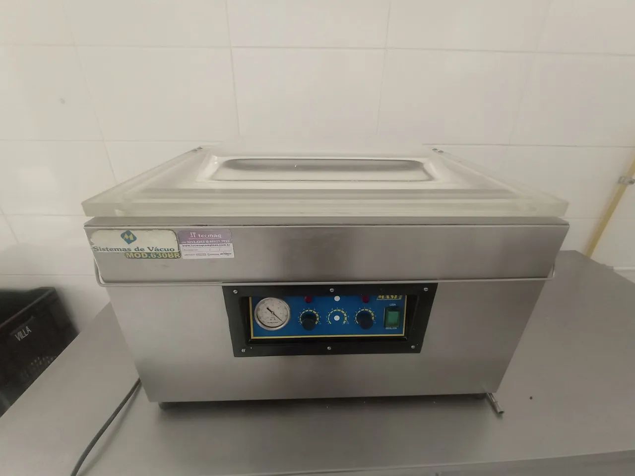Máquina de Vácuo para Embalar Alimentos Tecmaq 630BR