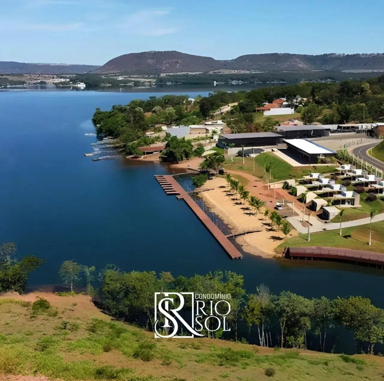 Terreno à venda, 360 metros quadrados, Condomínio Rio Sol - Sacramento