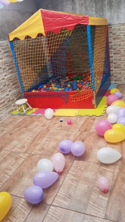 Piscina de Bolinhas 1,5 x 1,5 