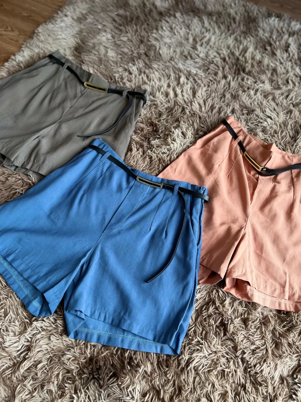 Shorts de alfaiataria  - P M G - várias cores 
