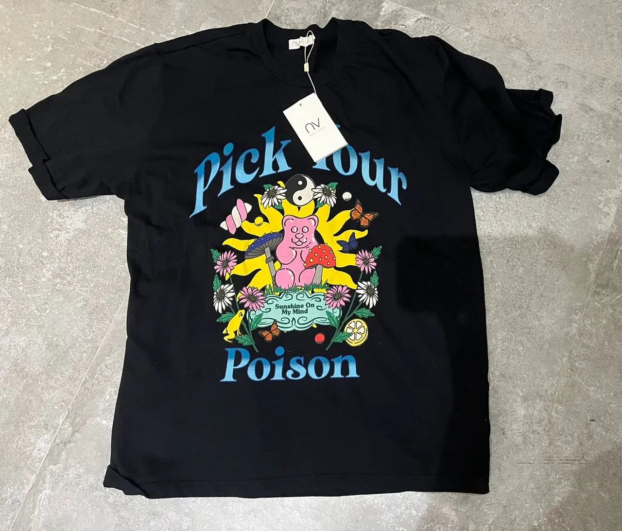 Camiseta preta nova bynv,  m
