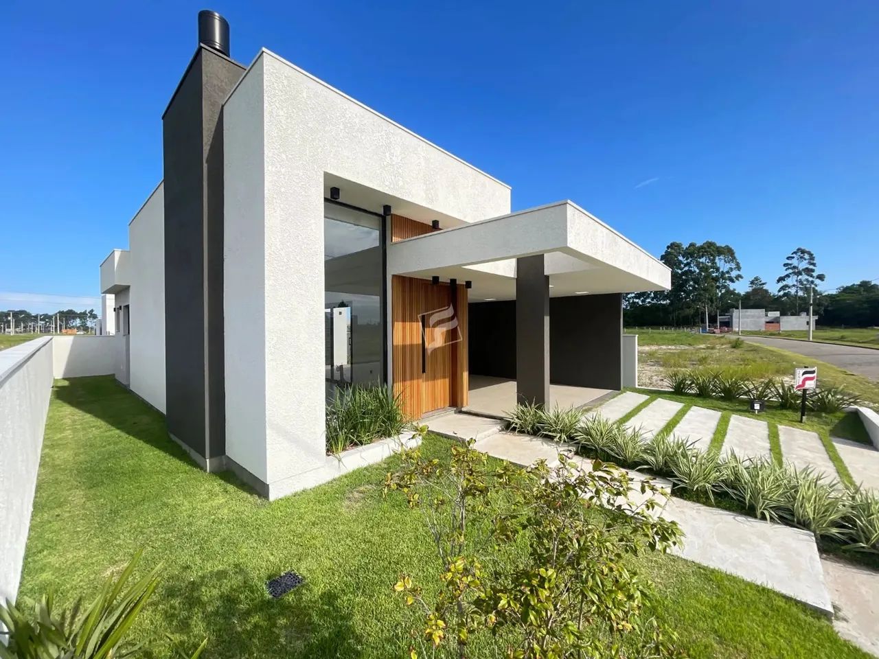 Encante-se com essa charmosa casa localizada no bairro Jardim América, em Passo de Torres  - Foto 4