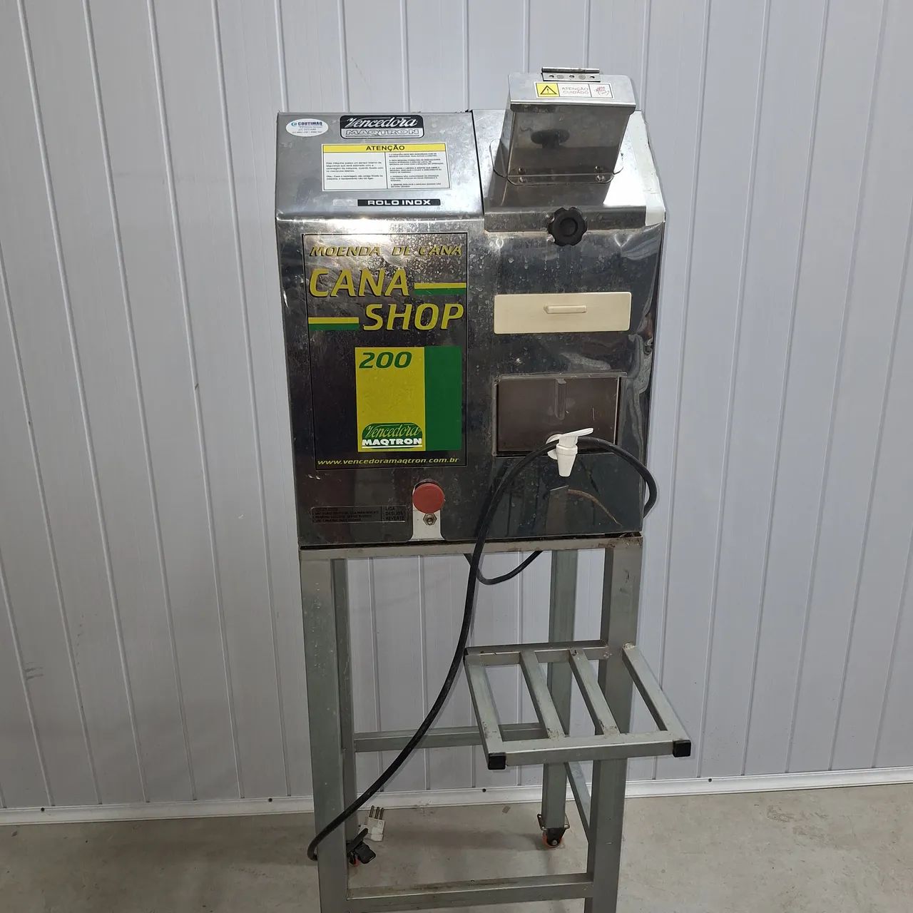 Maquina moer cana
