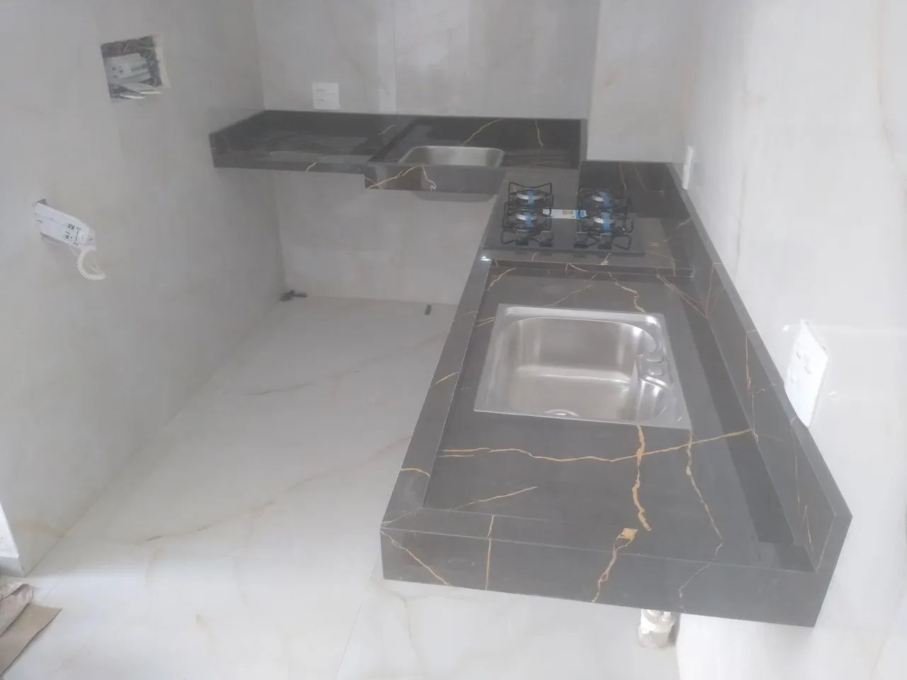 Pias escupidas em porcelanato  - Foto 4