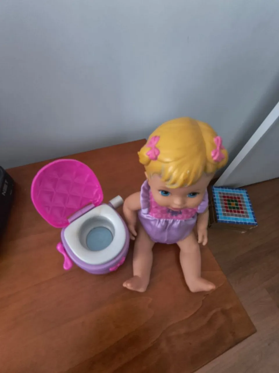 Boneca Bebê com Penico - Brinquedo Infantil baby alive