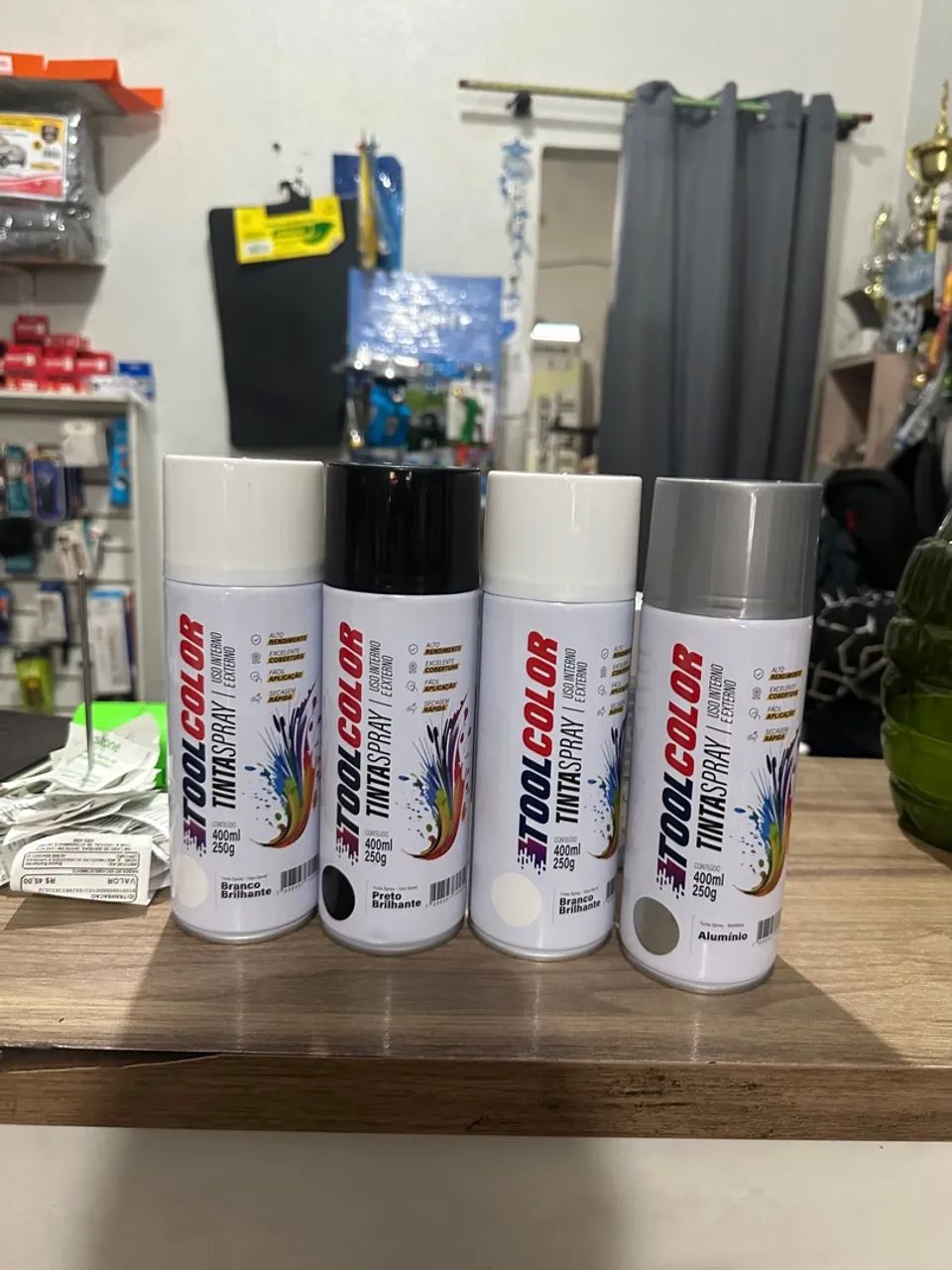 Tinta spray uso interno e  externo