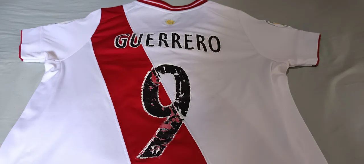 Camisa de Futebol seleção do Peru - Umbro - Foto 4
