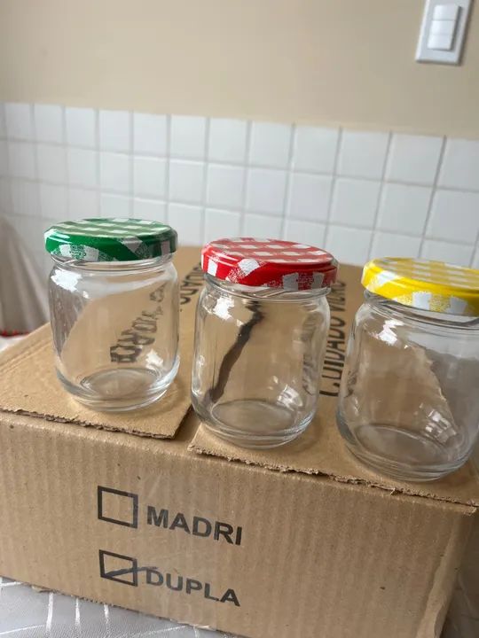 Pote de vidro 200 ml com tampa 