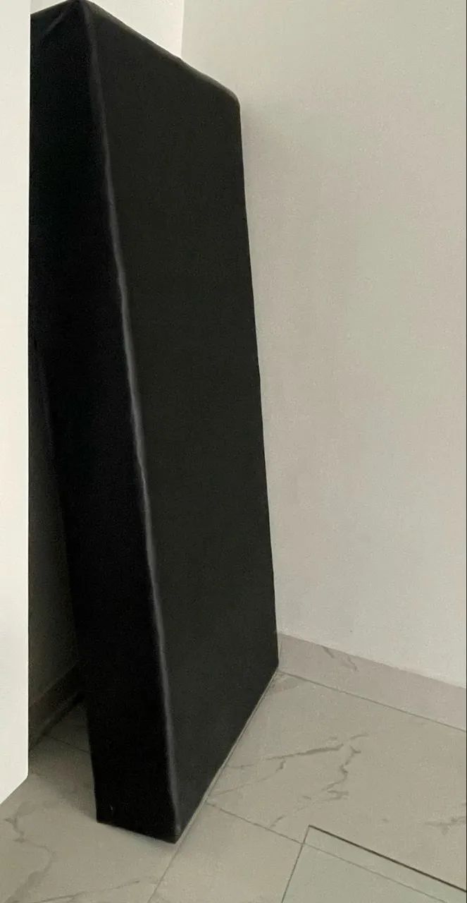 Box de Solteiro em Ótimo Estado - R$100