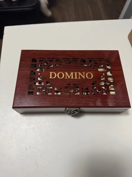 Jogo de Dominó Caixa de Madeira