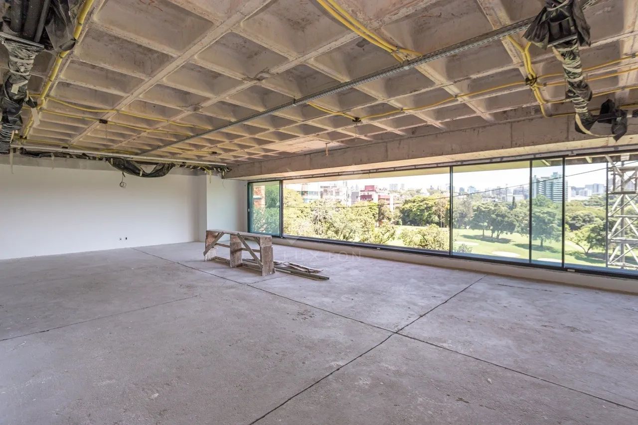 Apartamento para comprar com 375m² e 4 quartos no