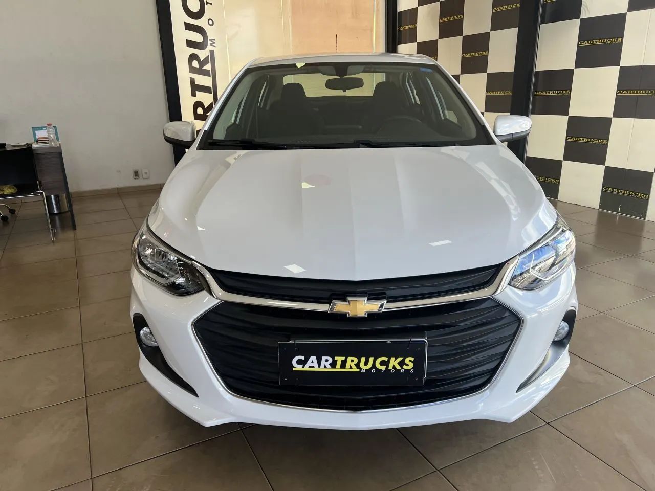 ONIX SEDAN Plus LTZ 1.0 12V TB Flex Mec. - Foto 2