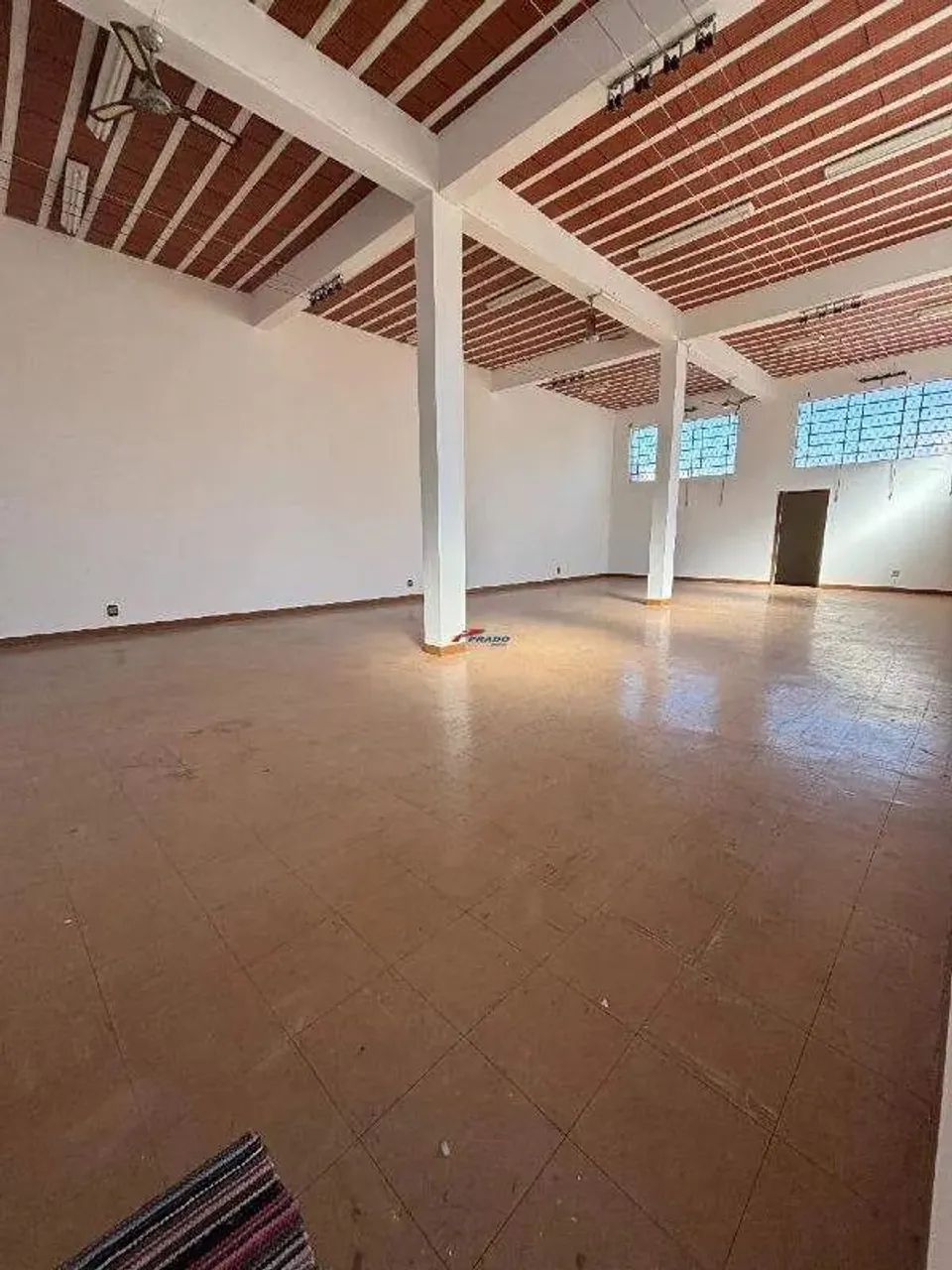 Excelente localização galpão com 280m - Foto 2