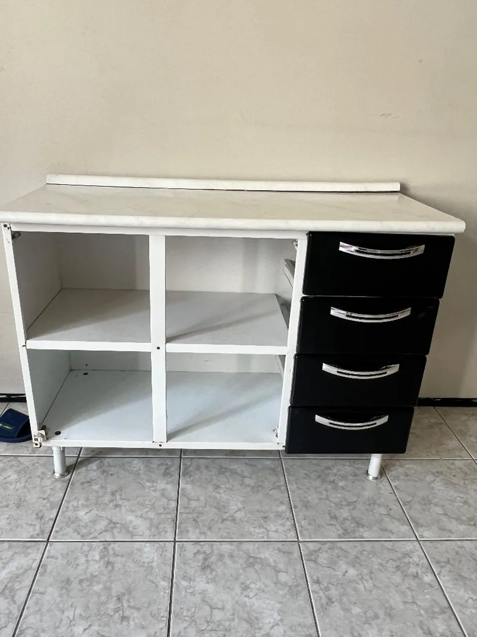 Armário de Cozinha com Gavetas