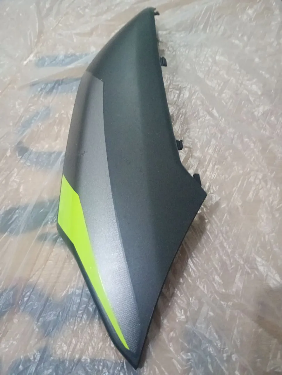 Tomada de ar lado direito FZ25 Fazer 250 Yamaha
