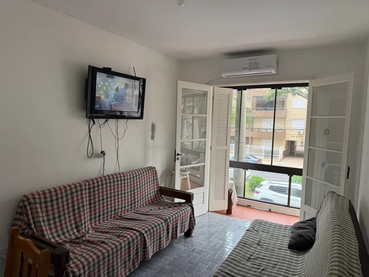 Apto 3 dormitórios 2 banheiros garagem ares splits internet  - Foto 10