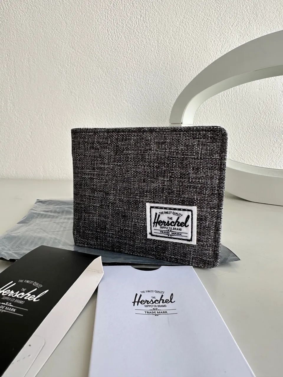 Carteira Herschel Original - Nova