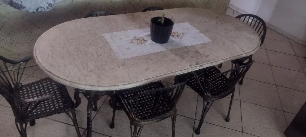 Conjunto de mesa e cadeiras  - Foto 4