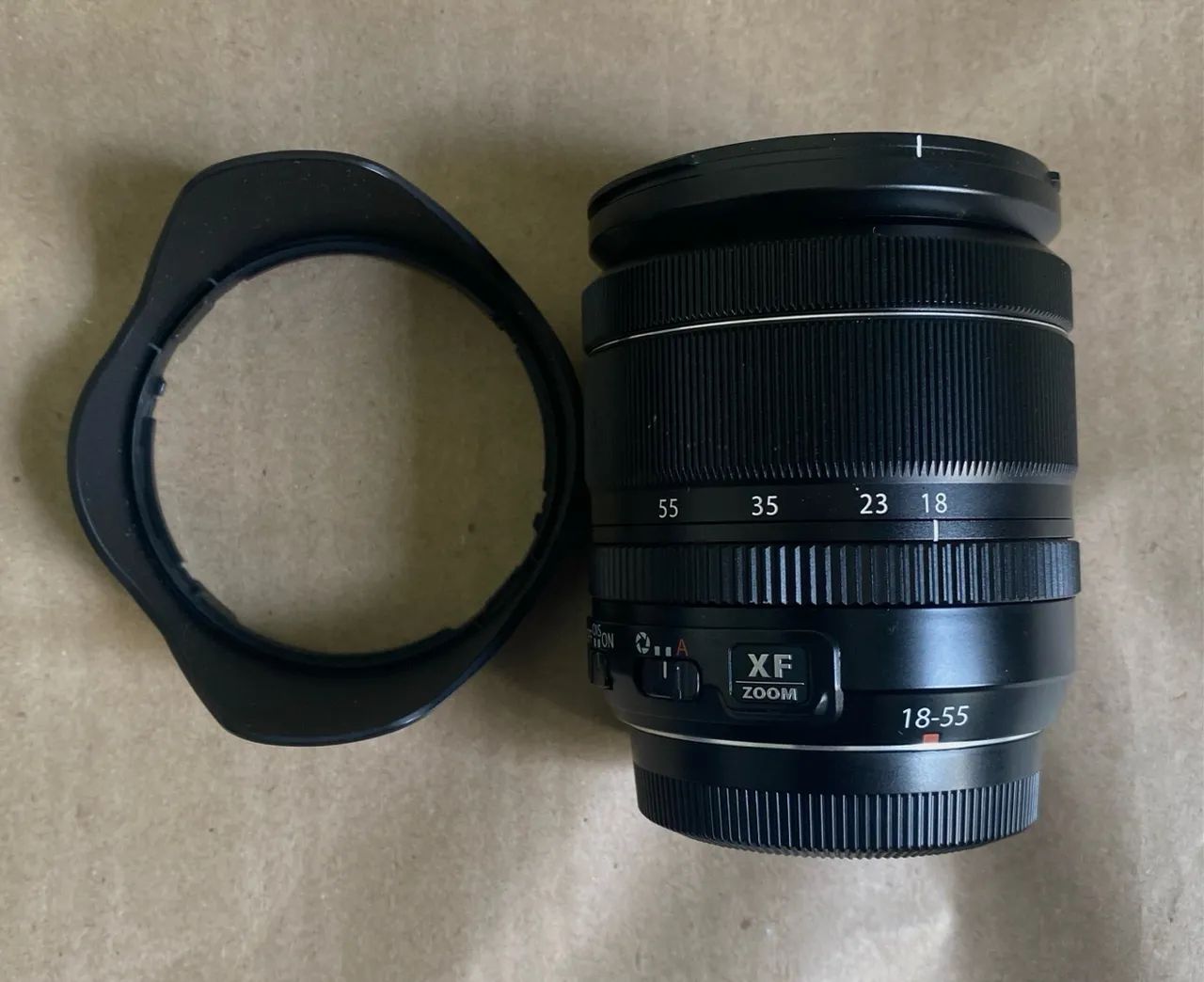 Lente Fujifilm XF 18-55mm f/2.8-4 R LM OIS