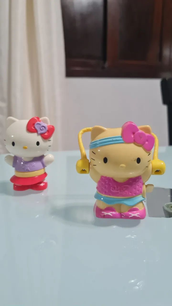 2 Bonecas Hello Kitty - Brinquedos Infantis