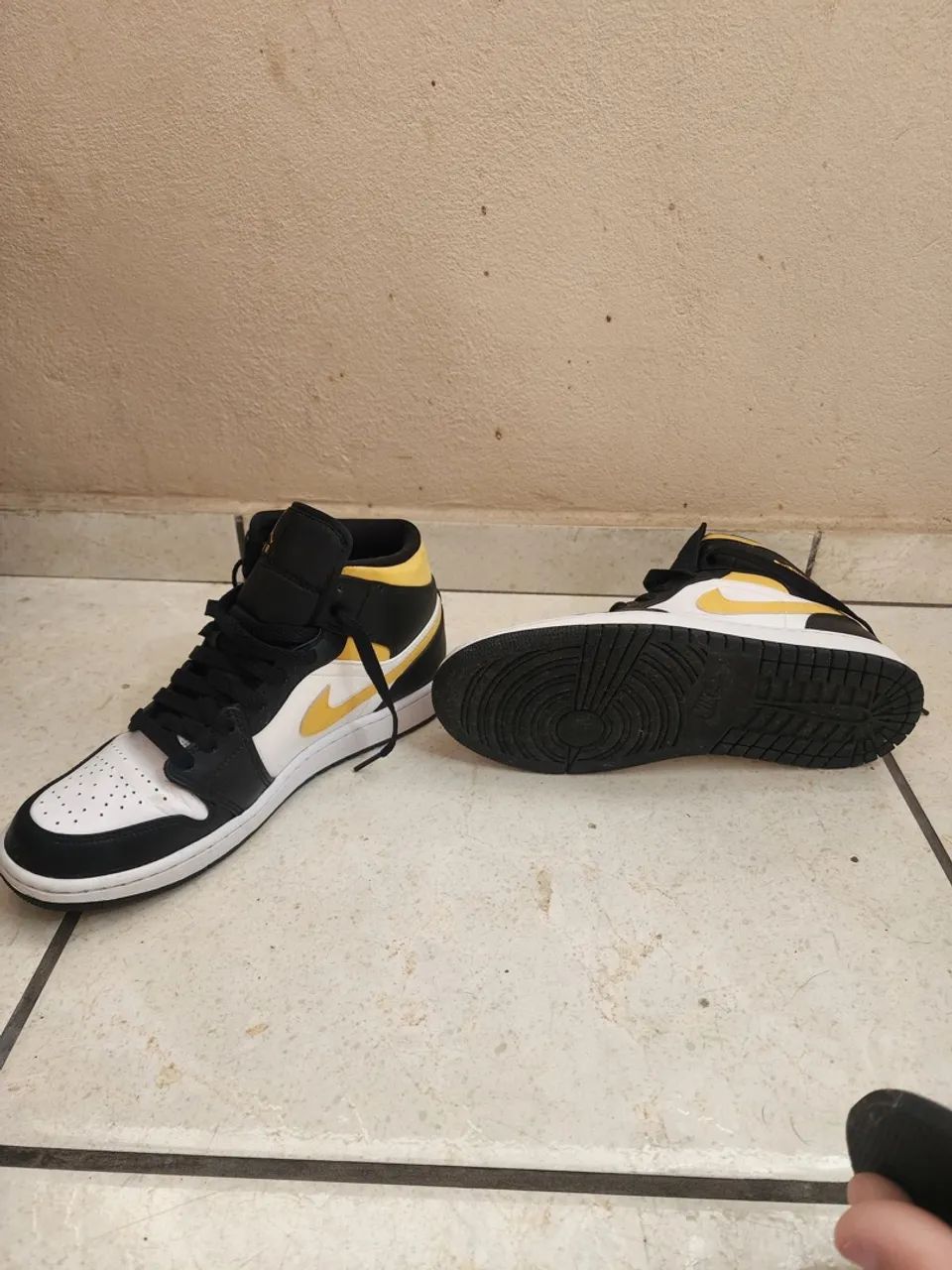 Tênis Nike Air Jordan 1 Mid - Tamanho 41 ORIGINAL - Foto 2