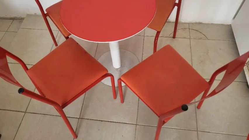 Tramontina: Mesa e Cadeiras de ferro resistente, assento acolchoado - Foto 4