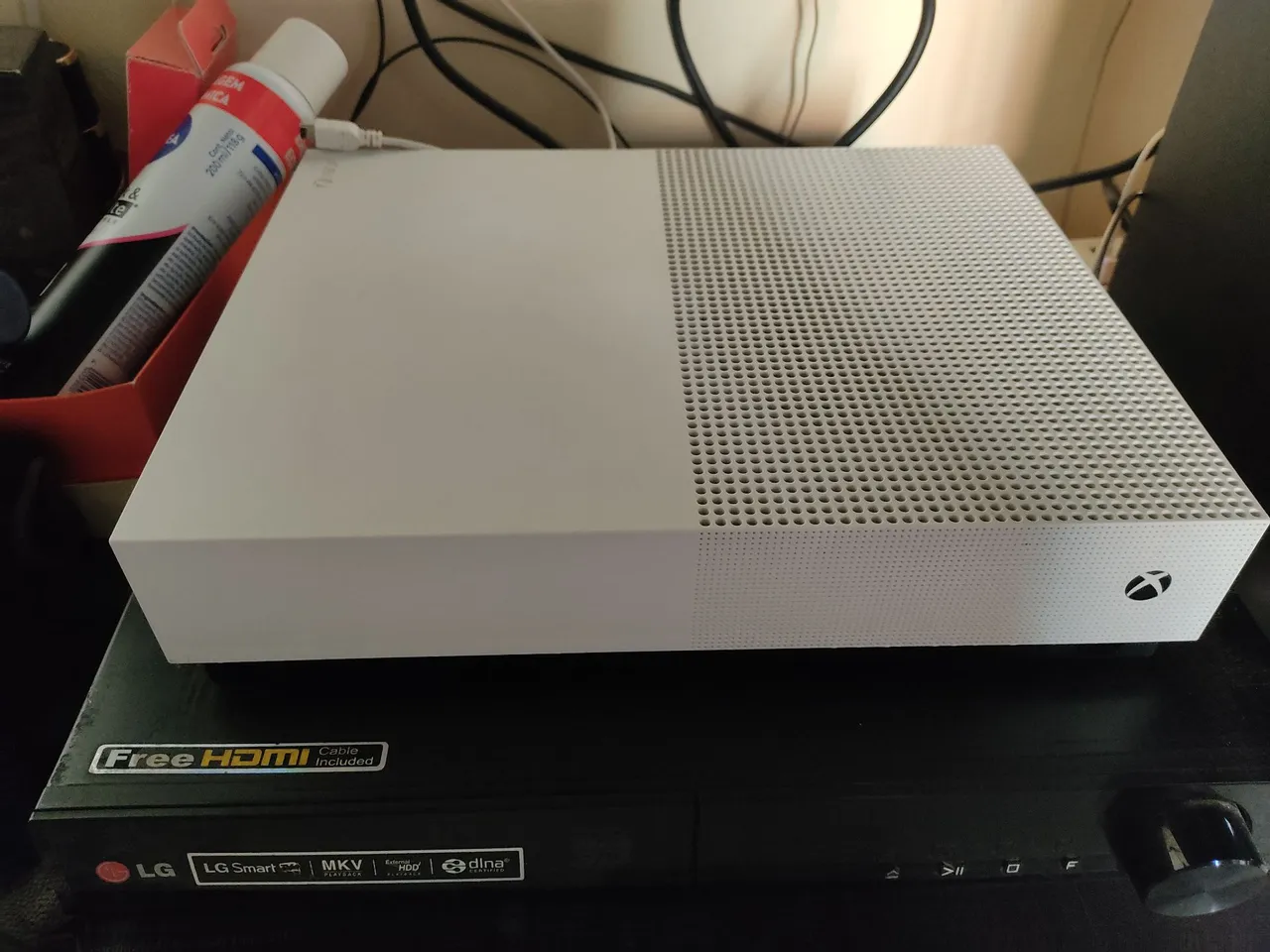 Xbox One S -
