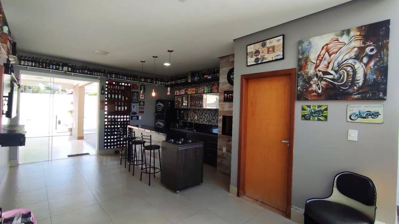 Arniqueira Casa completa com lazer em ótimo local em frente ao mercado Dona - Foto 2