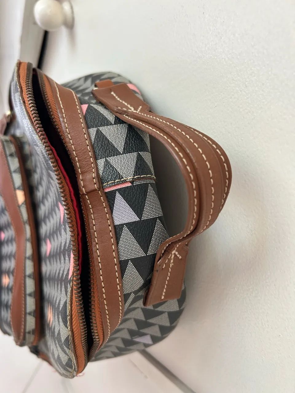 MOCHILA TRIANGLE SCHUTZ - Foto 2