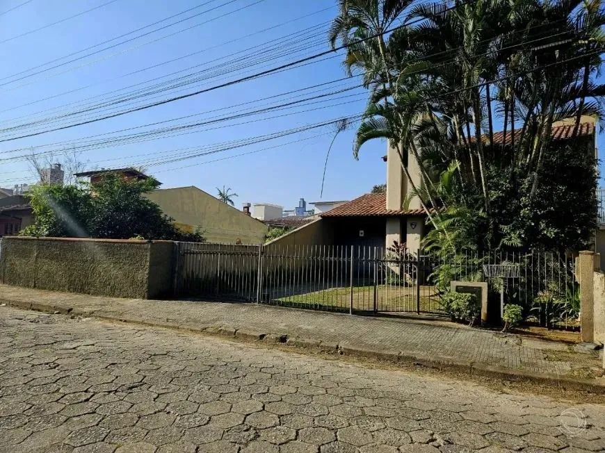 Excelente Oportunidade de Investimento  Terreno com Viabilidade para Construção de Edifíci - Foto 2
