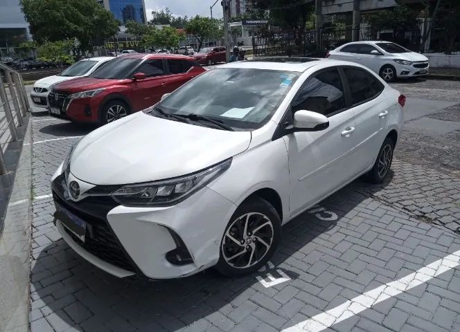 YARIS XLS 1.5 Aut 2023 C/ TETO SOLAR
