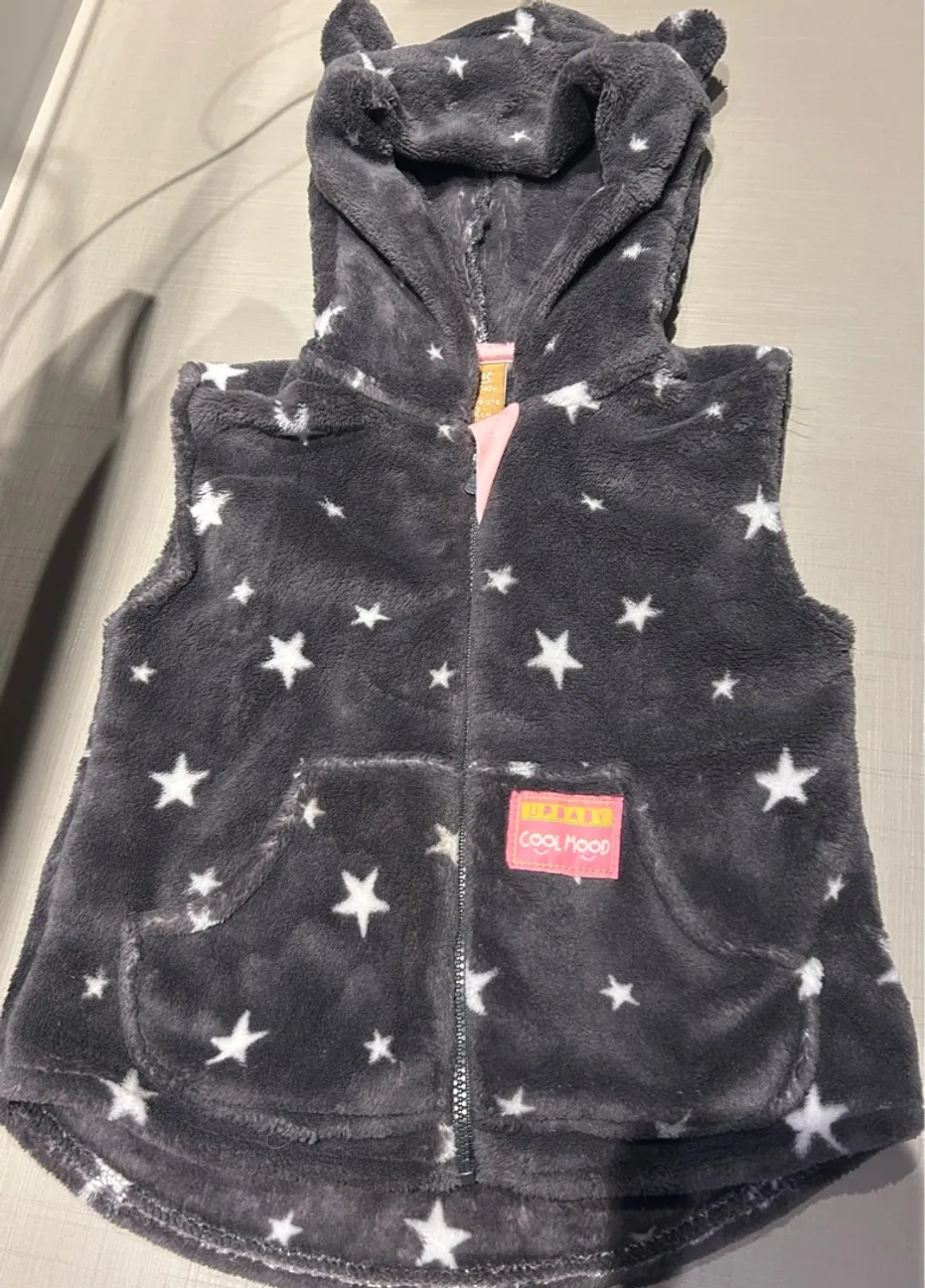 Colete com capuz de orelhinhas infantil para menina