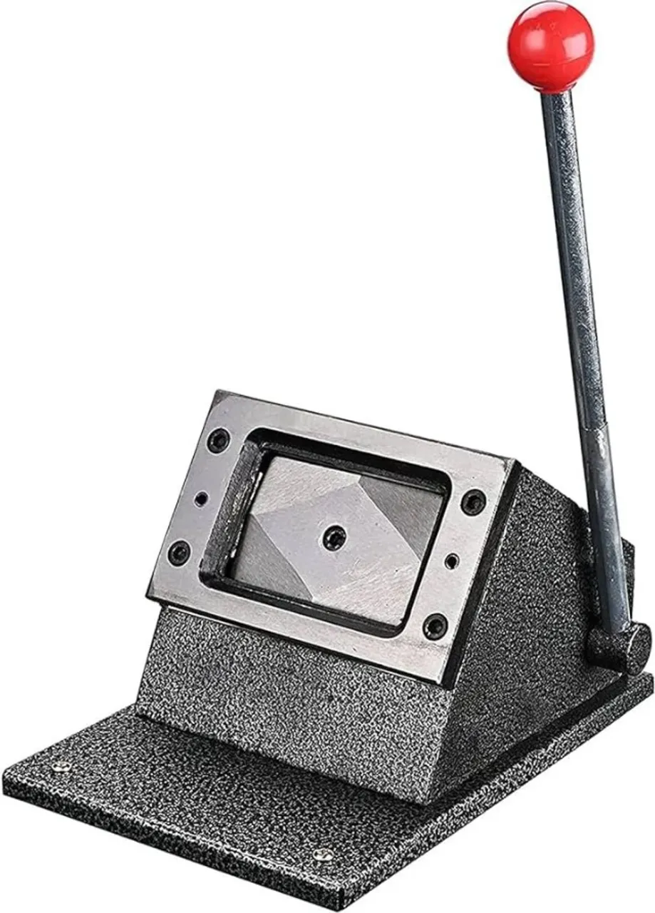 Cortador De Cartão Pvc Para Crachás 54x86mm