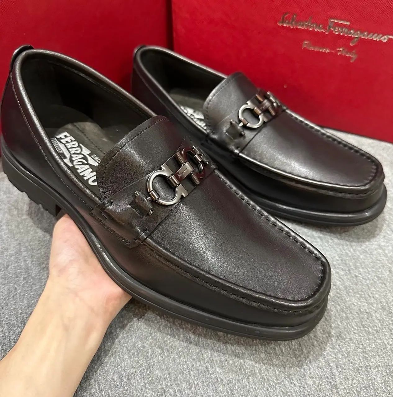 Sapato Mocassim Valentino Garavani , Hermes , Ferragamo - Foto 6