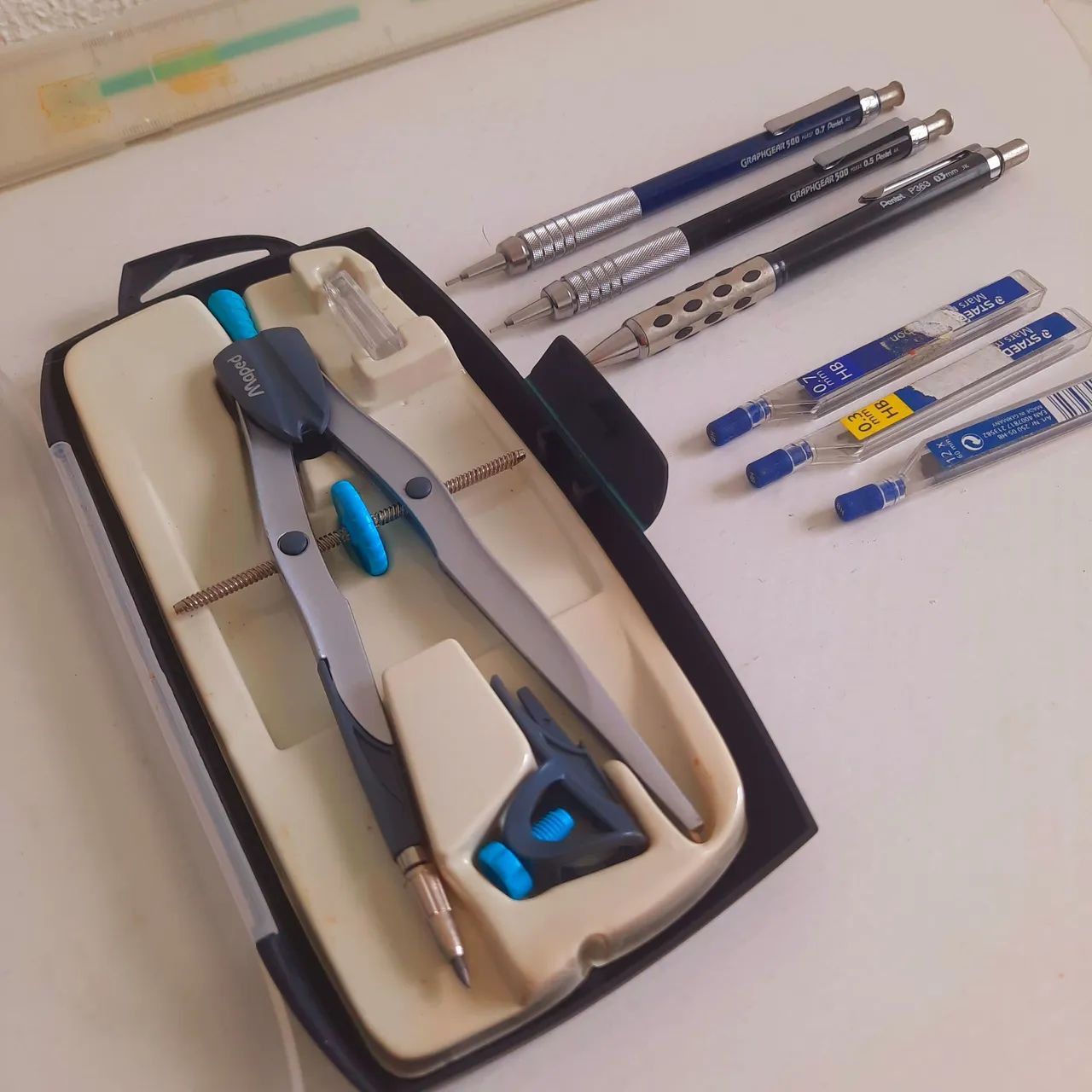 Estojo de Desenho Maped com Compasso e Régua - Foto 2