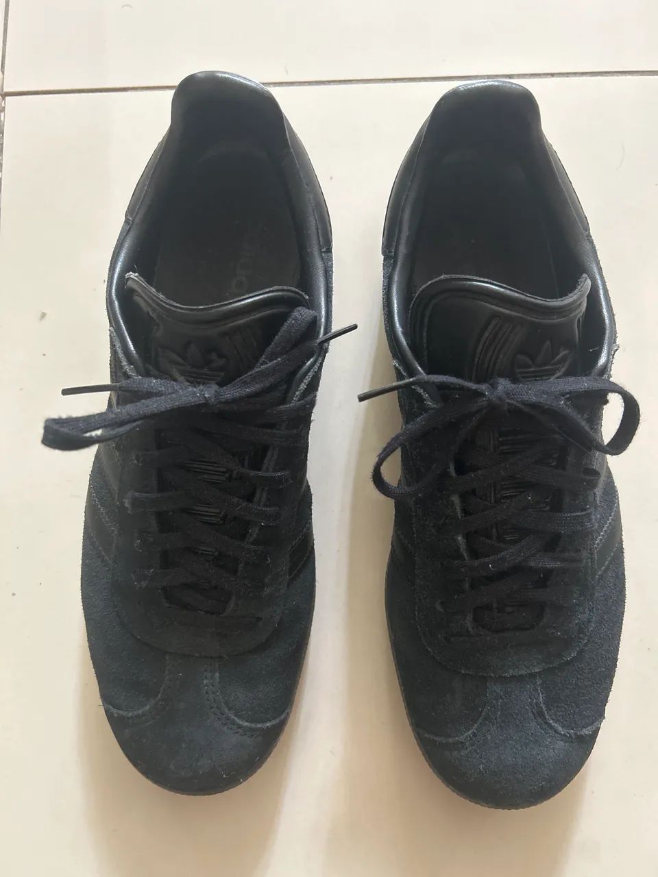 Tênis adidas preto