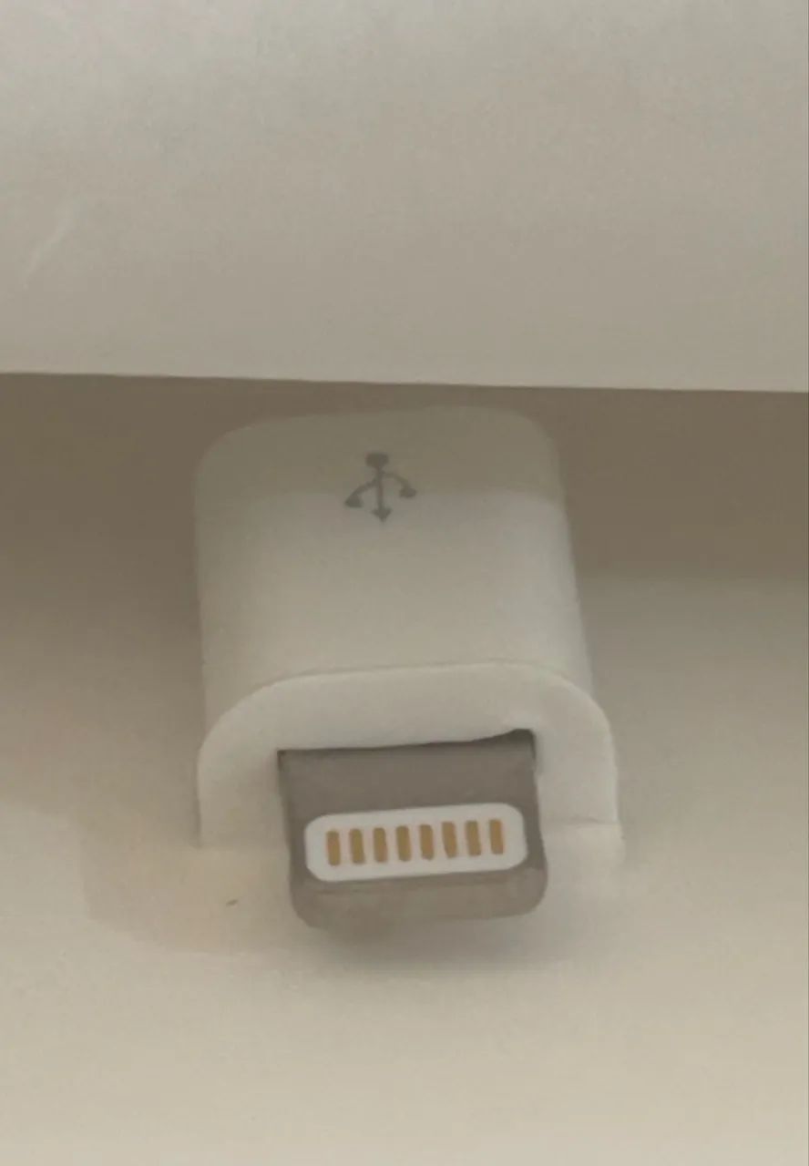 Adaptador Apple Original Micro USB para Lightning - Novo - Foto 2