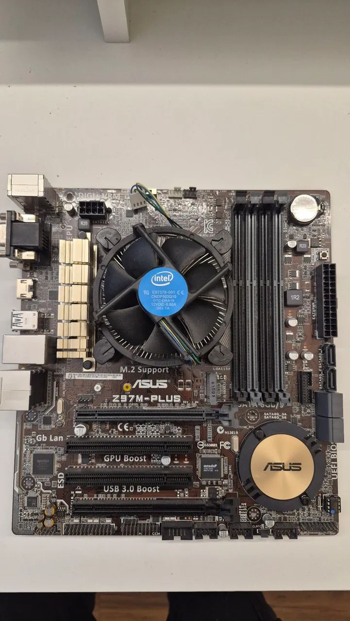 i7 4790K、ASUS H97I-PLUS、DDR3 16GBセット Kit i7-4790K + ASUS Z97M-PLUS + 16GB DDR3 + Cooler - Peças de
