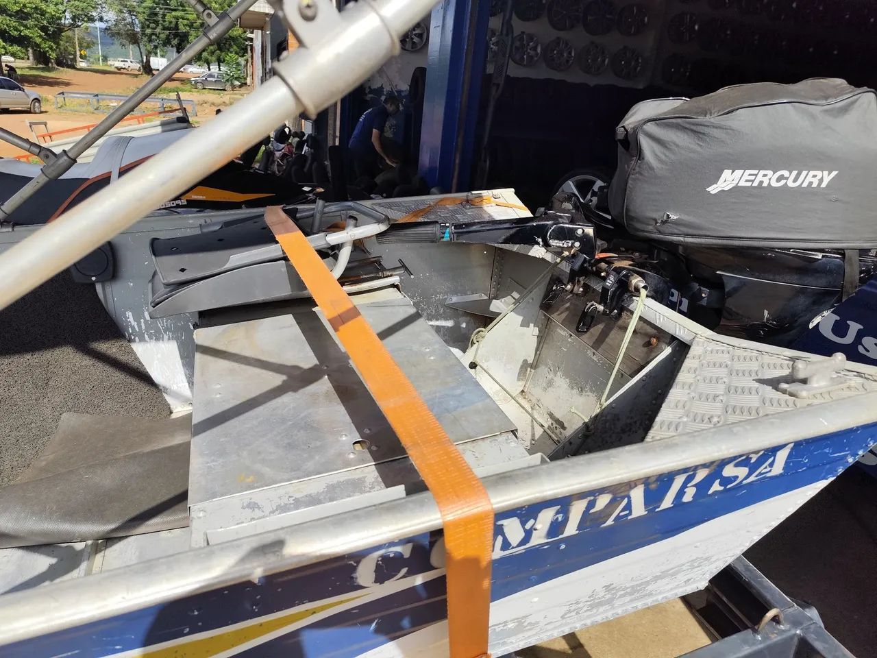 Barco 6m, motor e carretinha  - Foto 4