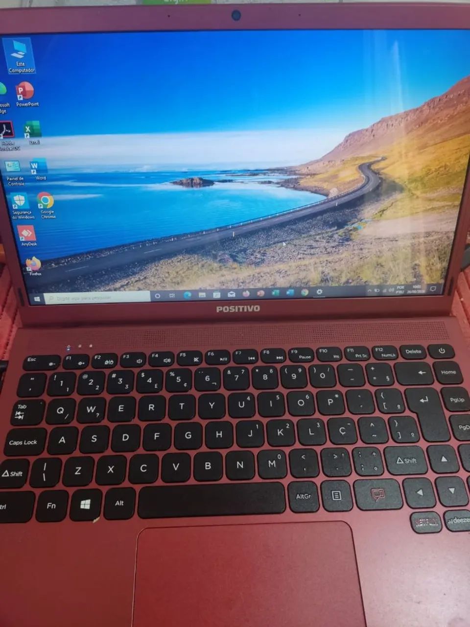 Notebook com ssd formatado e com programas básicos 