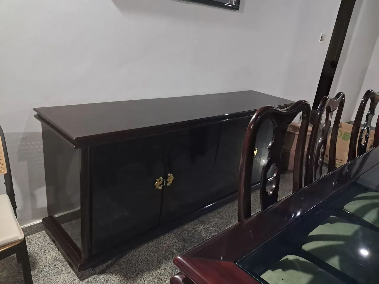 Mesa e cadeiras e buffet - Foto 4