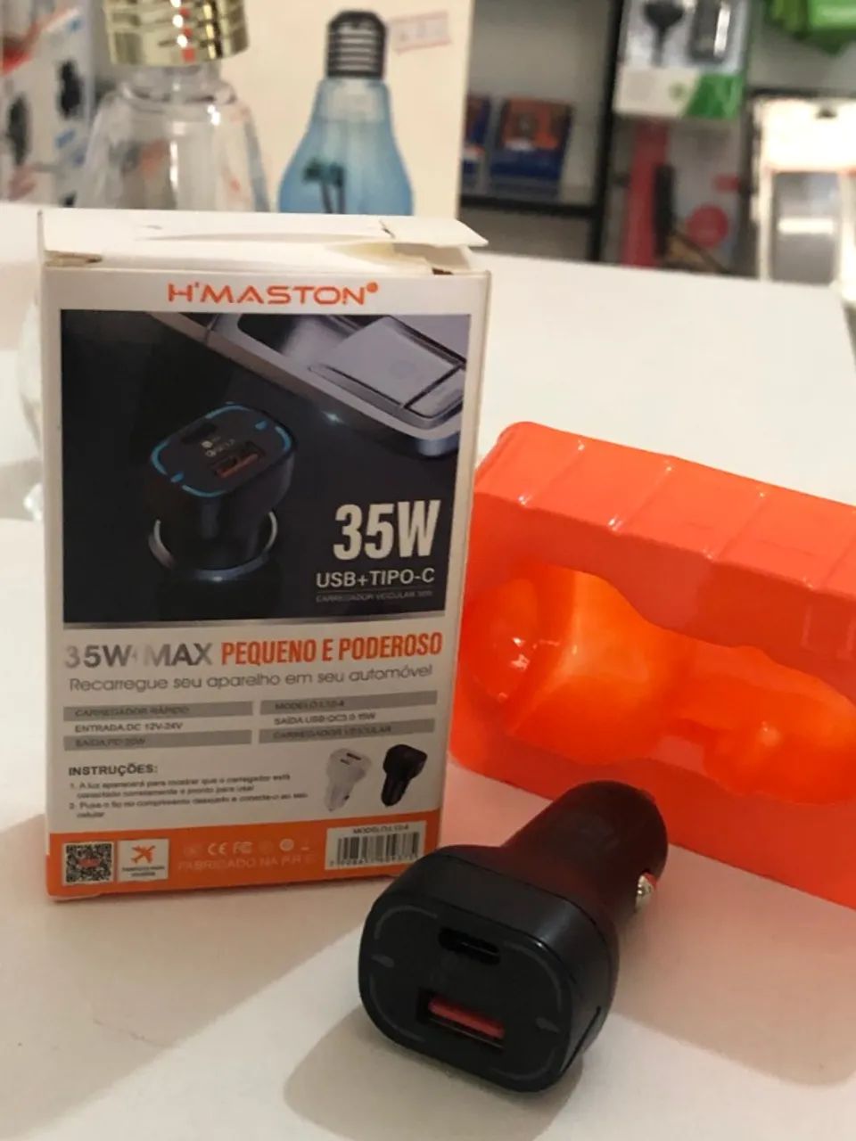 Fonte Carregador veicular H'maston Turbo L12-4 de 35W - Com 2 Entradas USB